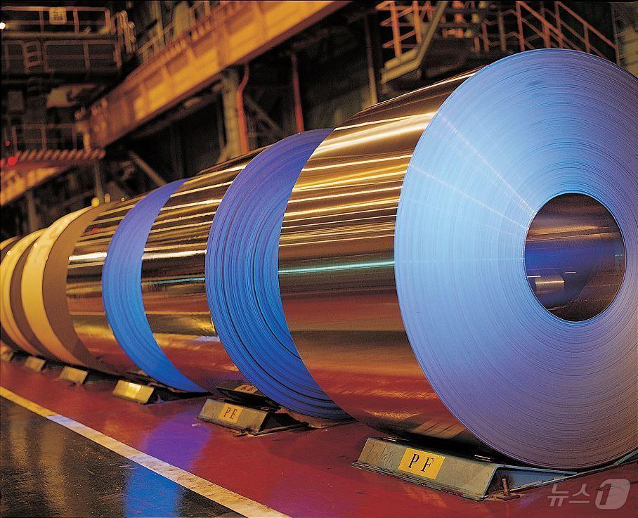 본문 이미지 - 포스코 스테인리스 냉연 코일 제품.(포스코 제공)