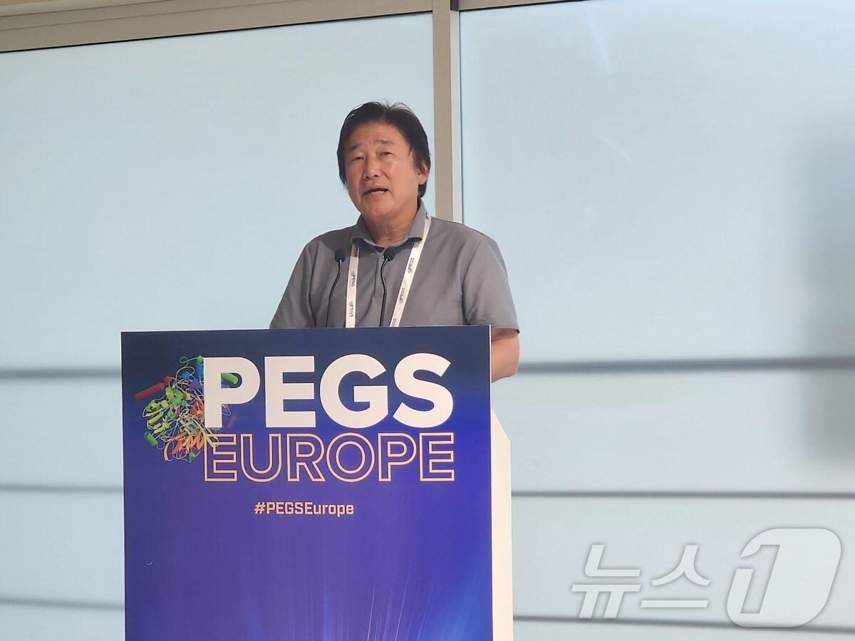 본문 이미지 - 에이비엘바이오는 이상훈 대표가 지난 5~7일(현지시간) 스페인 바르셀로나에서 진행된 '제 16회 유럽 단백질 및 항체 엔지니어링 서밋'(PEGS Europe)에 참석했다고 8일 밝혔다(에이비엘바이오 제공)