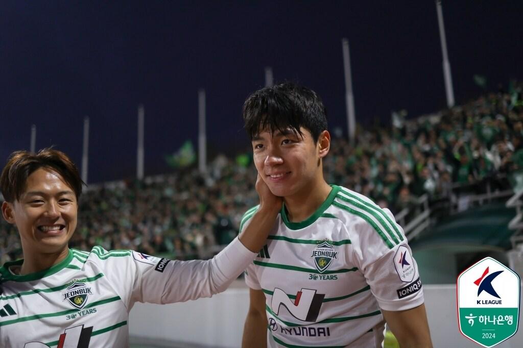 본문 이미지 - 결승골을 터뜨린 전진우(한국프로축구연맹 제공)