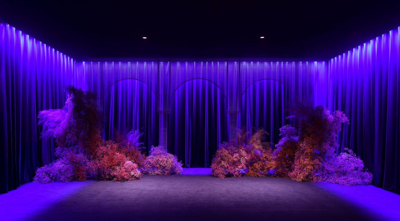 본문 이미지 - 아크로 주택전시관 1층 리셉션./DL이앤씨 제공