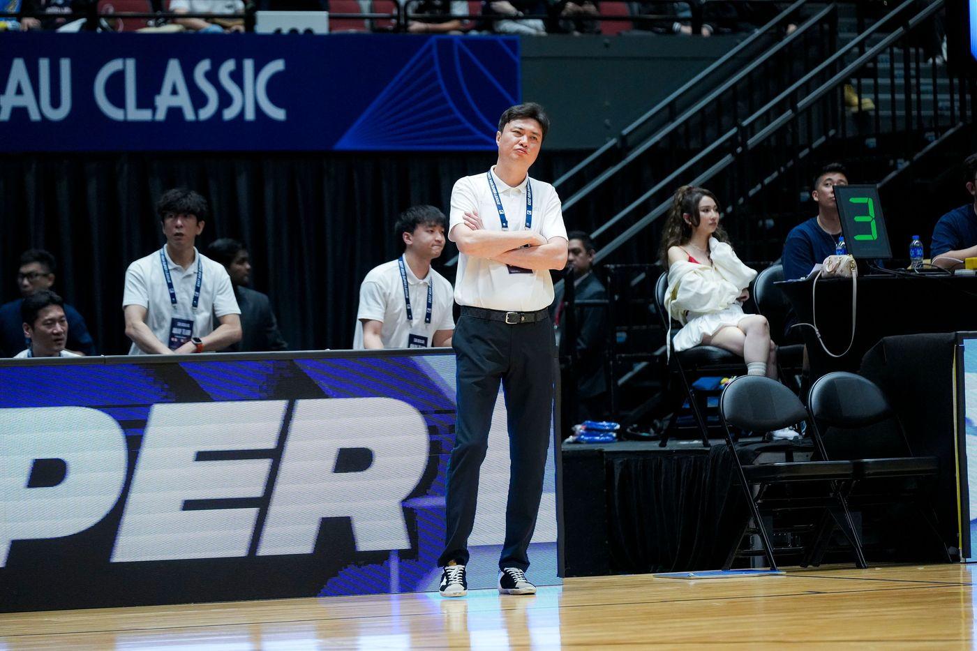 본문 이미지 - 수원 KT의 송영진 감독. (EASL 제공)