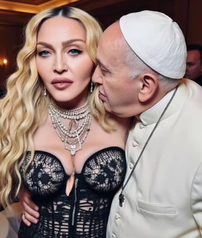 본문 이미지 - 마돈나 교황 AI 사진