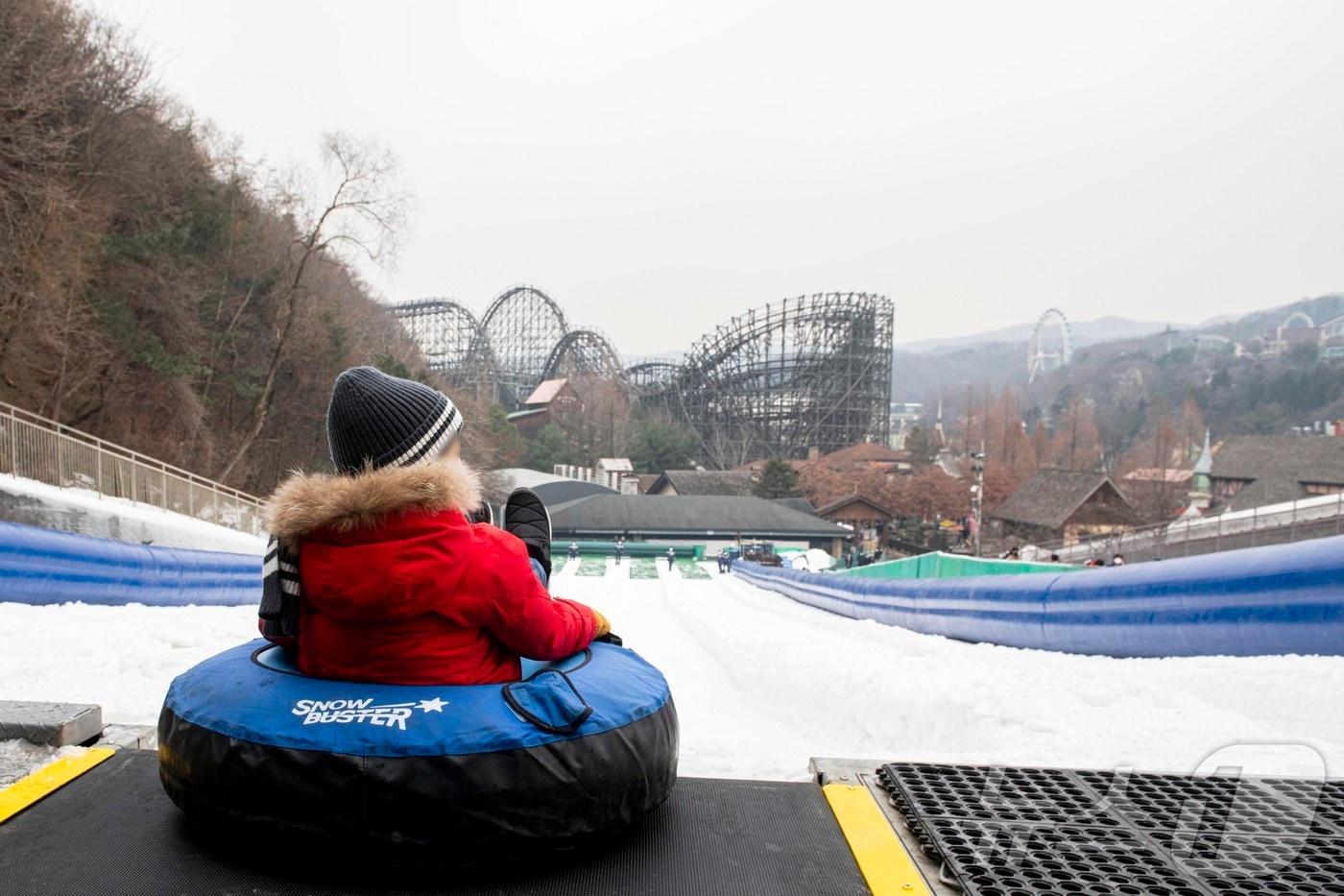 에버랜드의 눈썰매장 '스노우 버스터'의 패밀리코스 전경.(에버랜드 제공)