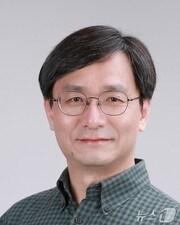 본문 이미지 - 강희찬 군산대 기계공학부 교수.&#40;군산대 제공&#41; 2024.12.16/뉴스1