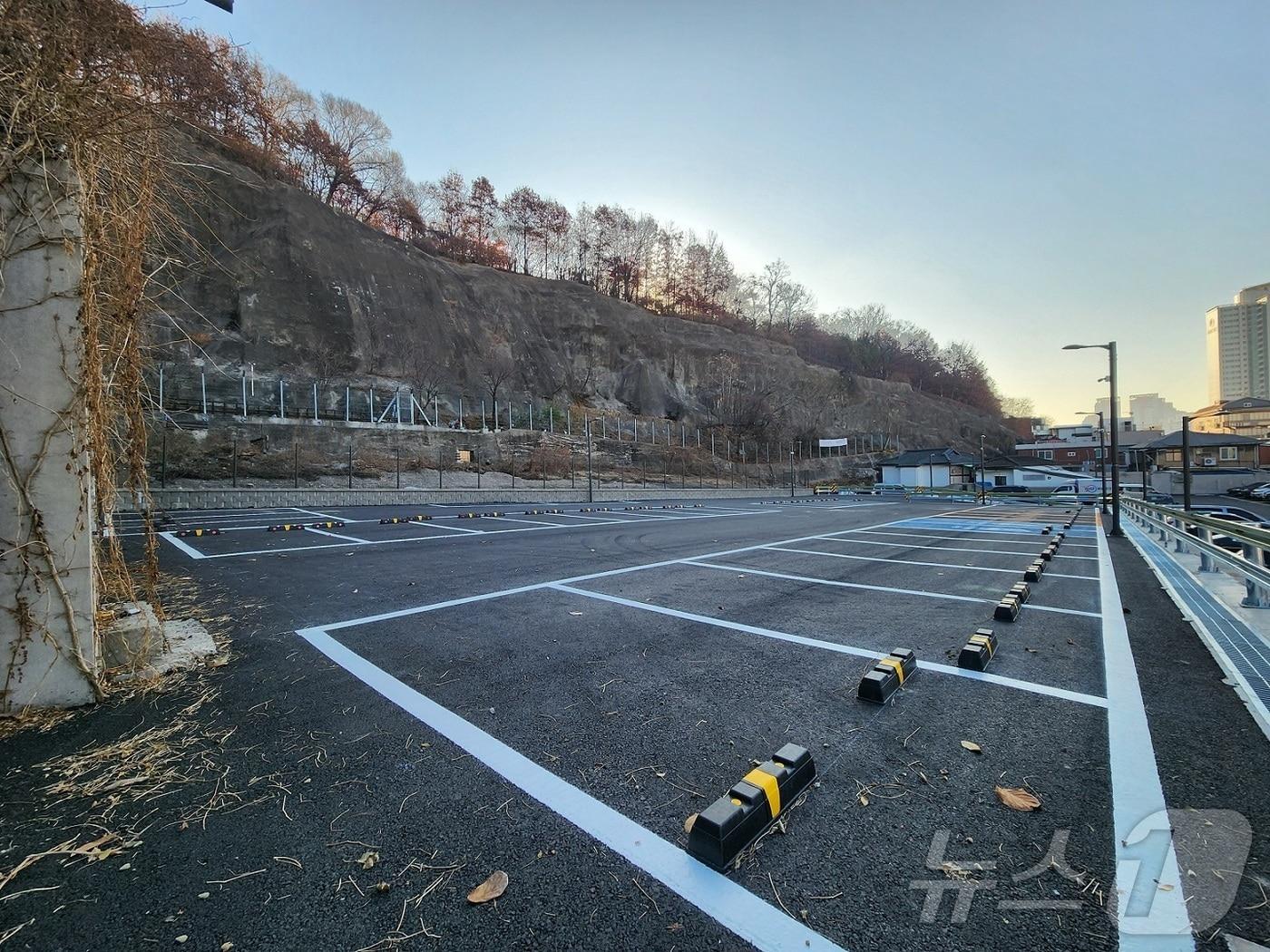 본문 이미지 -  종로구 숭인 공영 주차장 일대(종로구 제공)