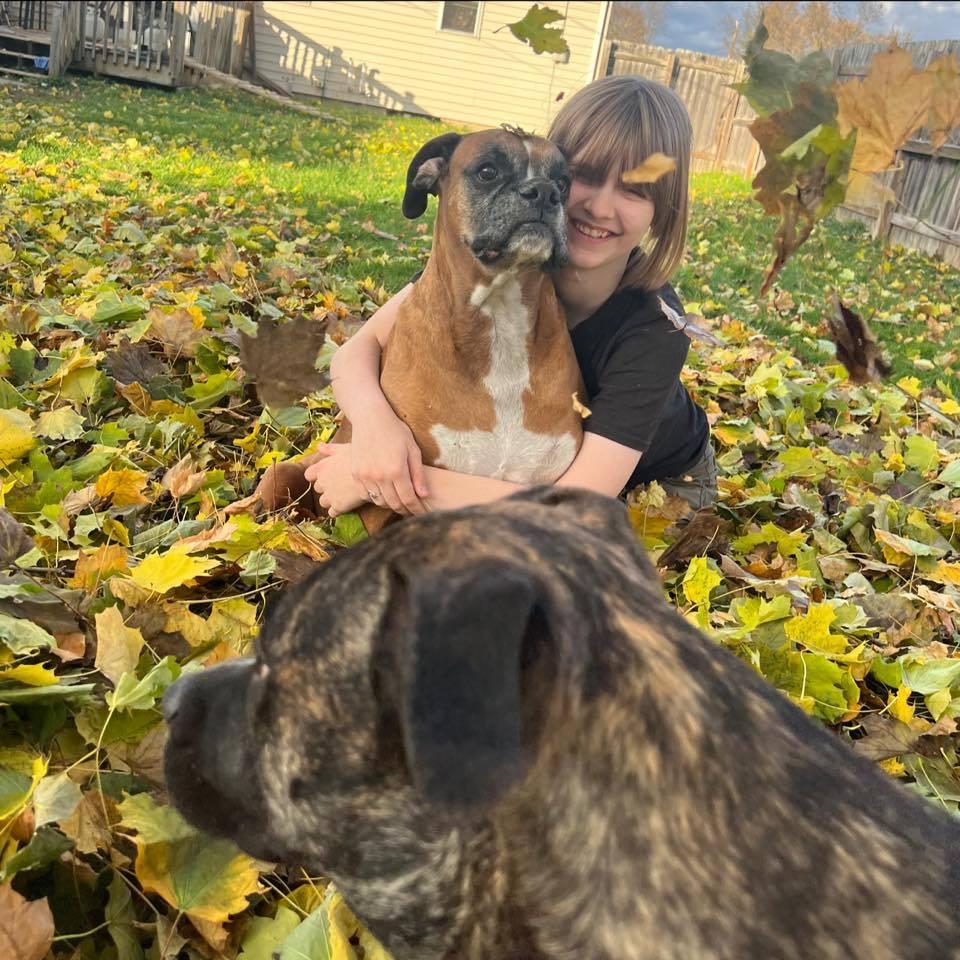 본문 이미지 - 위스콘신 학교 총격 사건 용의자인 나탈리 러프노우. &#40;출처=제프 러프노우 페이스북&#41;