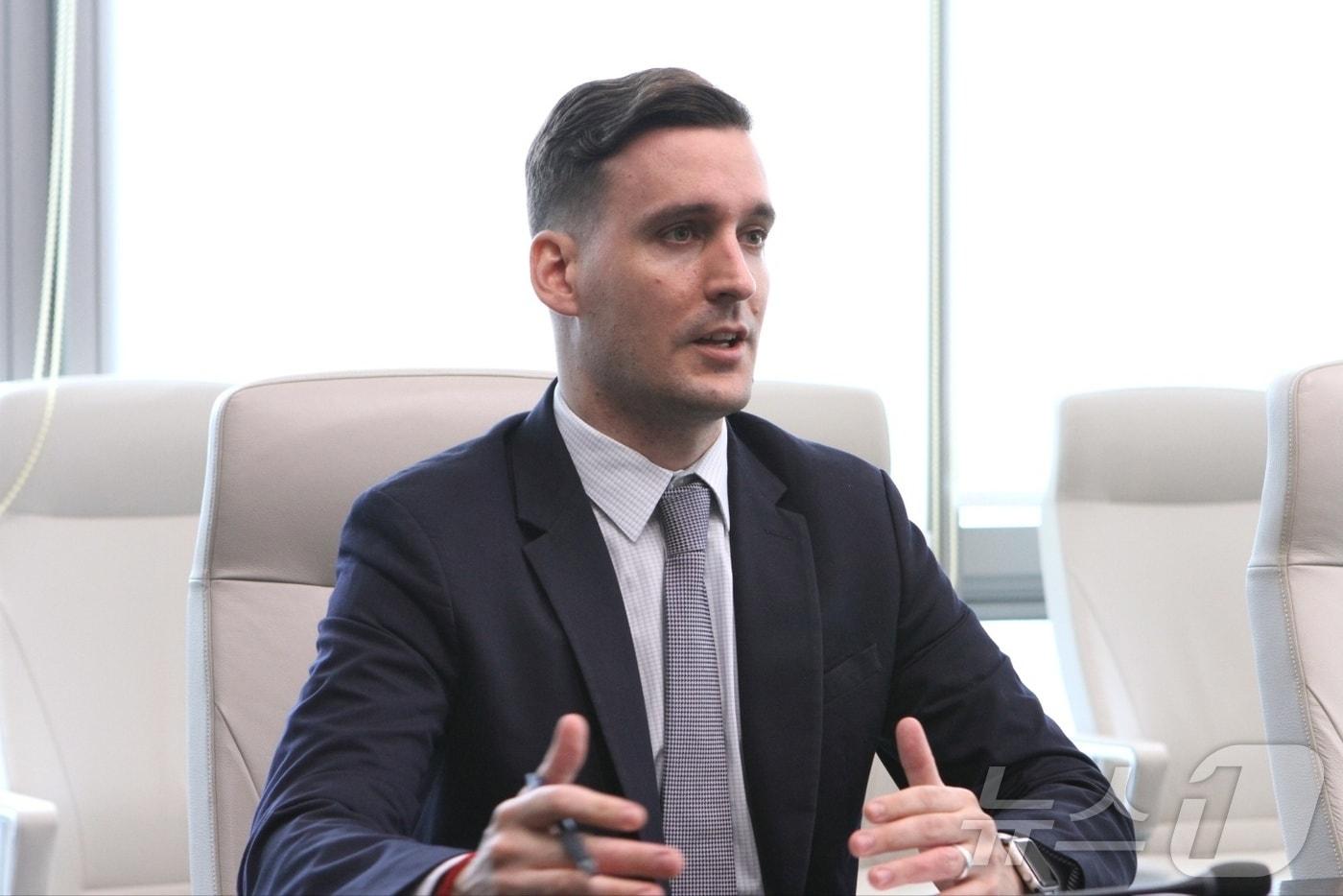 페드로 팔란드라니(Pedro Palandrani) 글로벌X(Global X) 상품 리서치 본부장(Head of Product Research & Development)이 인공지능(AI) 시장 전망에 대해 설명하고 있다. /뉴스1 ⓒ News1 신건웅 기자