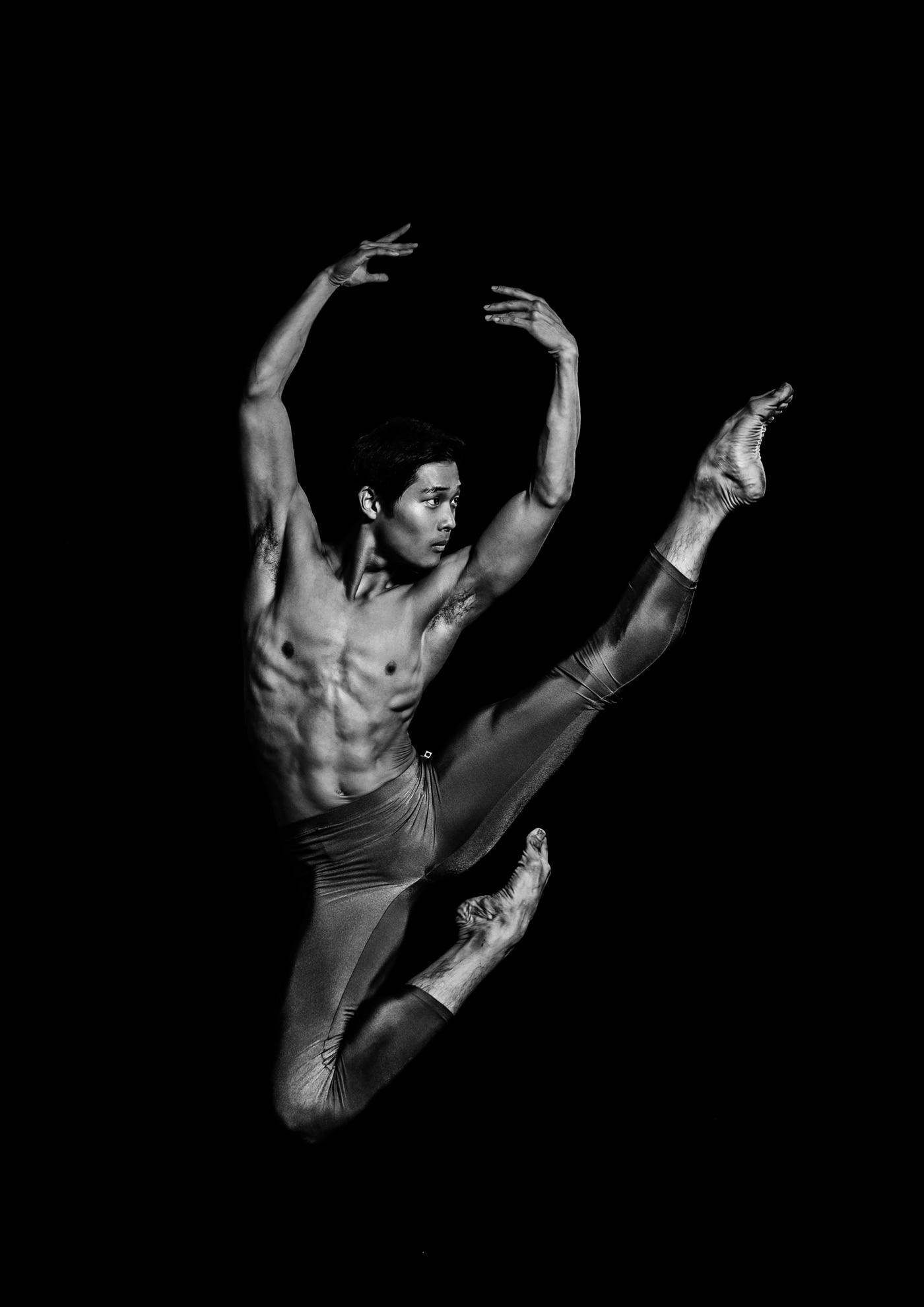 본문 이미지 - 네덜란드국립발레단의 수석무용수 최영규&#40;케이글로벌발레원 제공&#41;ⓒBAKI