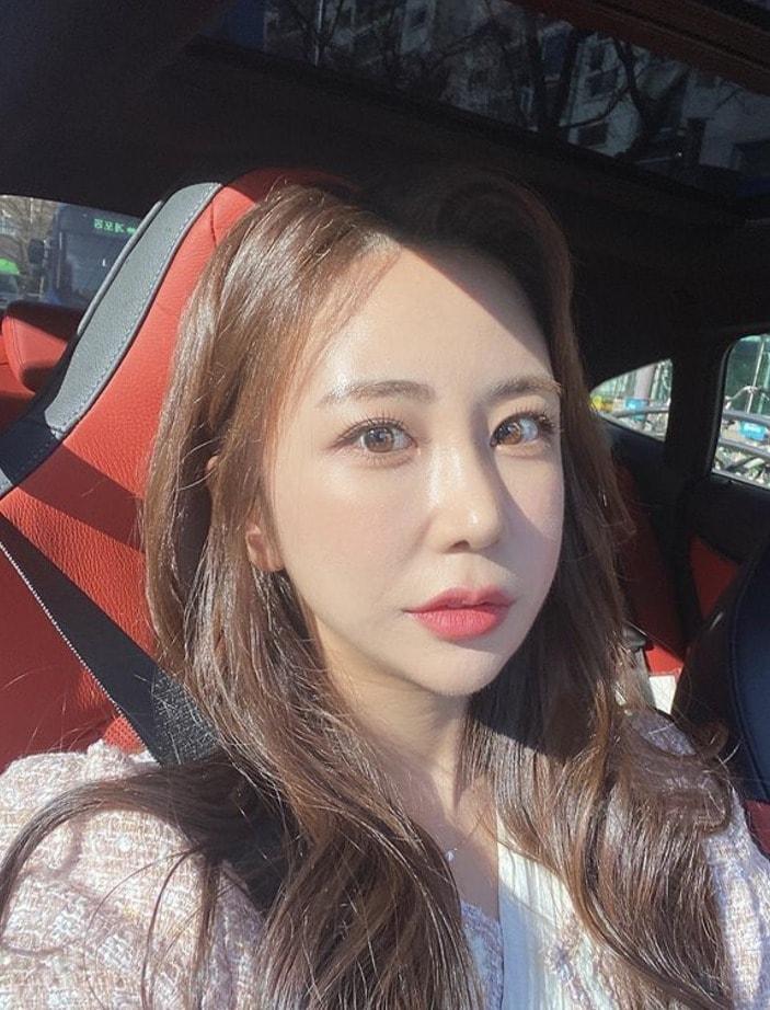 본문 이미지 - 배우 김성은 인스타그램