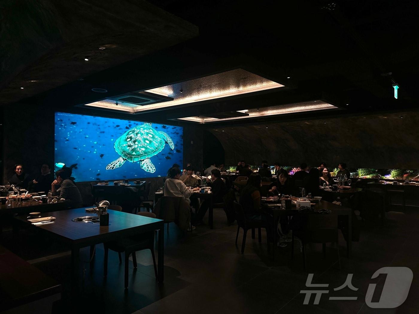 본문 이미지 - 바이킹그룹이 문을 연 갑각류 오마카세 '노량진101' 전경.(바이킹그룹 제공)