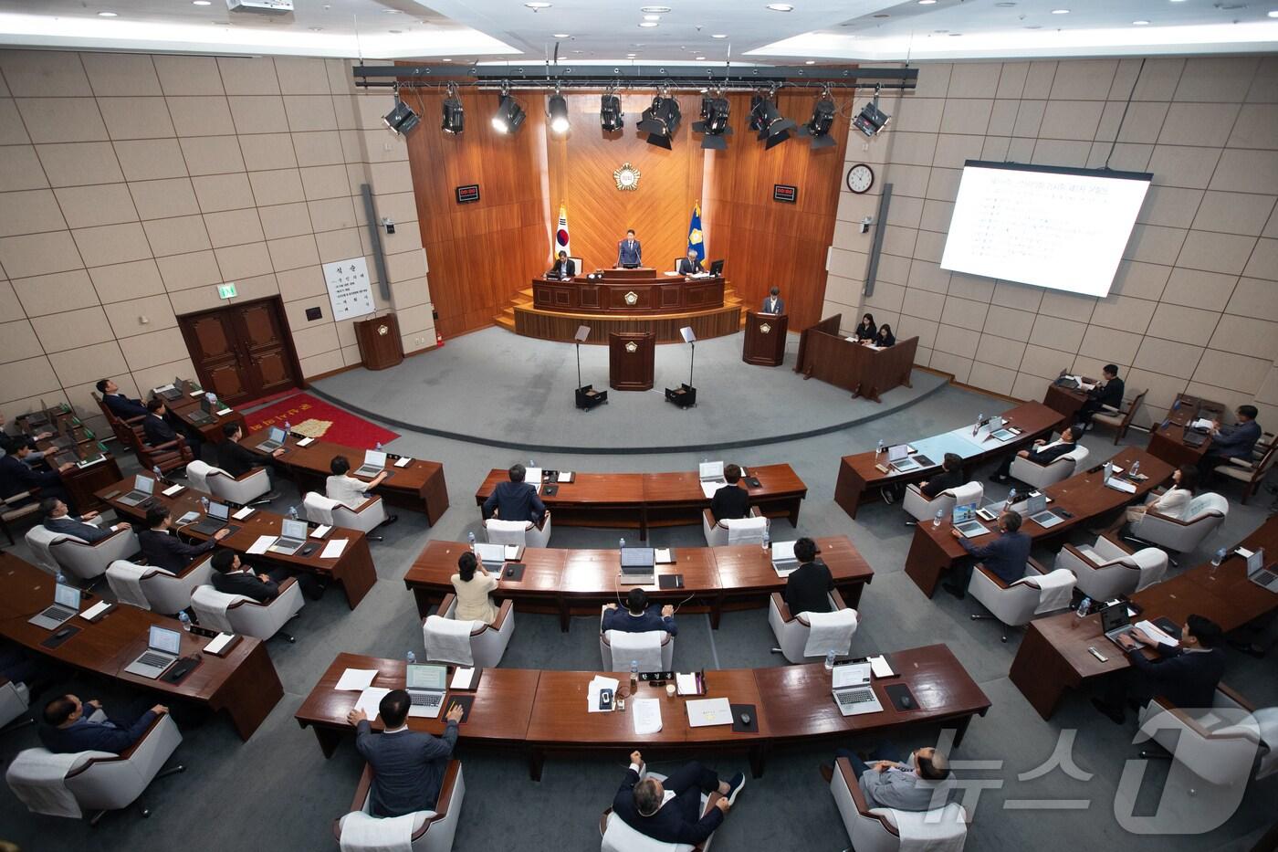 본문 이미지 - 군산시의회 본회의장./뉴스1 DB