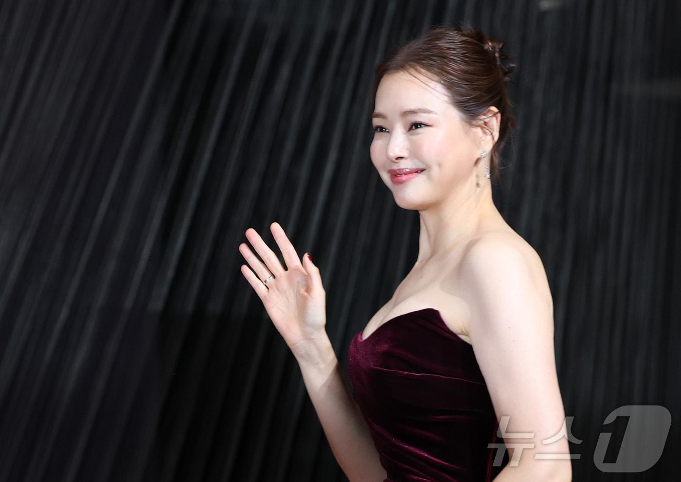 배우 이하늬, 세금 탈루·횡령 의혹으로 고발 당해 - 뉴스1