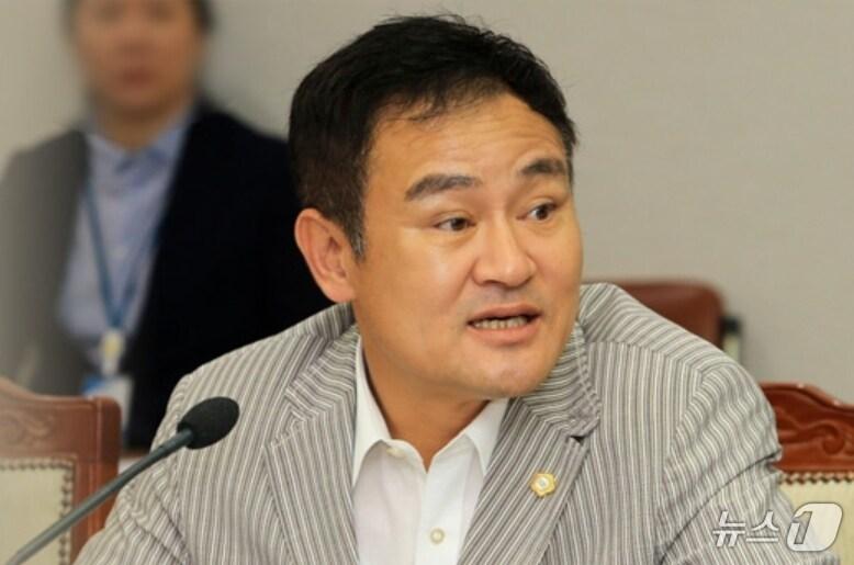 본문 이미지 - 김재우 민주당 구미시의원(구미시의회 홈페이지 갈무리)/뉴스1 ⓒ News1 정우용 기자