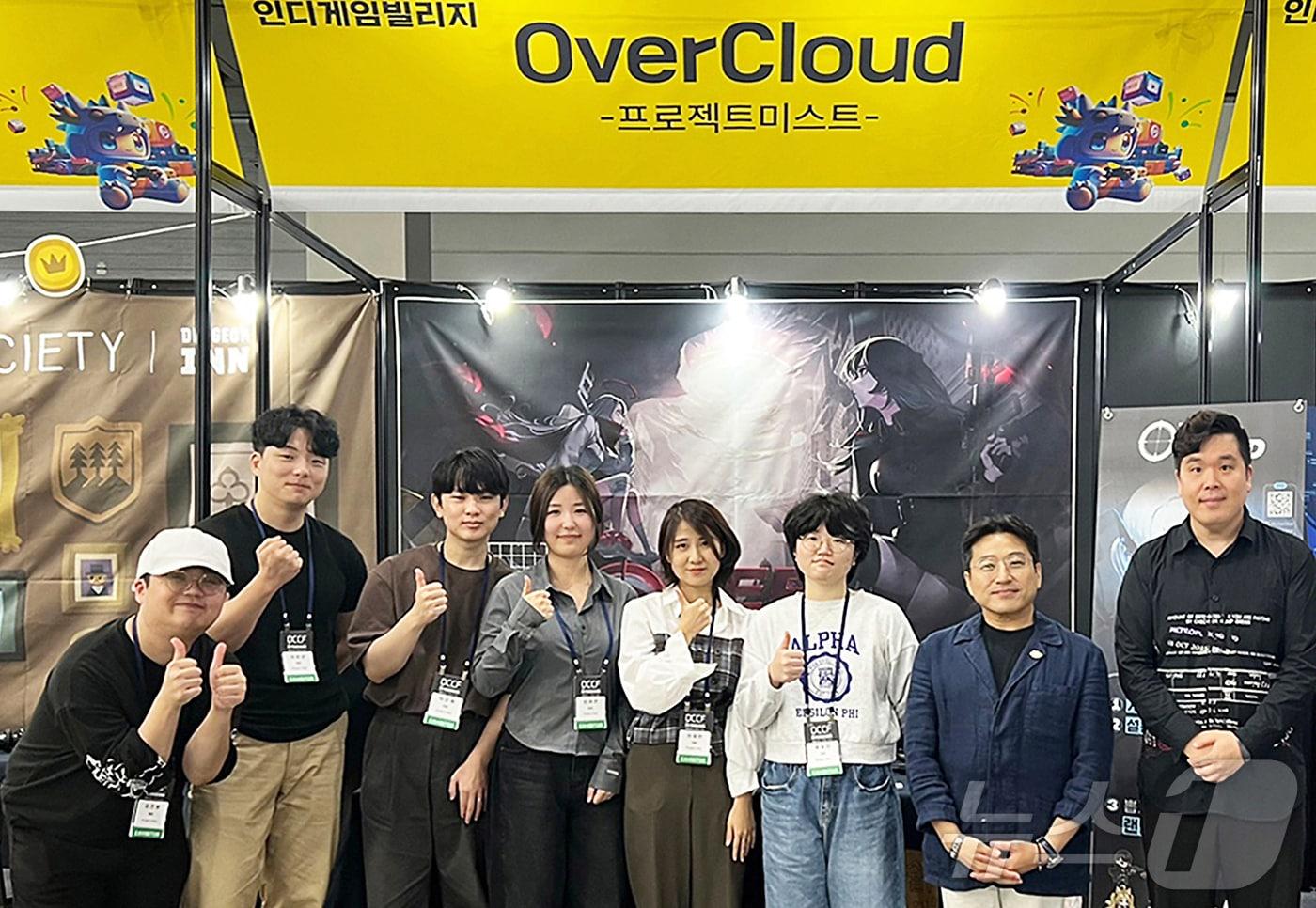 본문 이미지 - 계명대 영상애니메이션과 학생들로 구성된 '프로젝트 미스트' 팀이 OVER CLOUD(오버 클라우드) 게임을 만들어 국내 대표 콘텐츠 박람회에 연이어 참가했다. (계명대 제공)