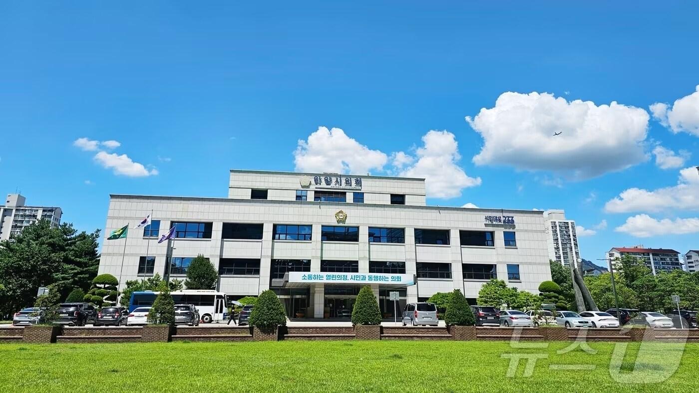 본문 이미지 - 안양시의회 전경. /뉴스1 DB