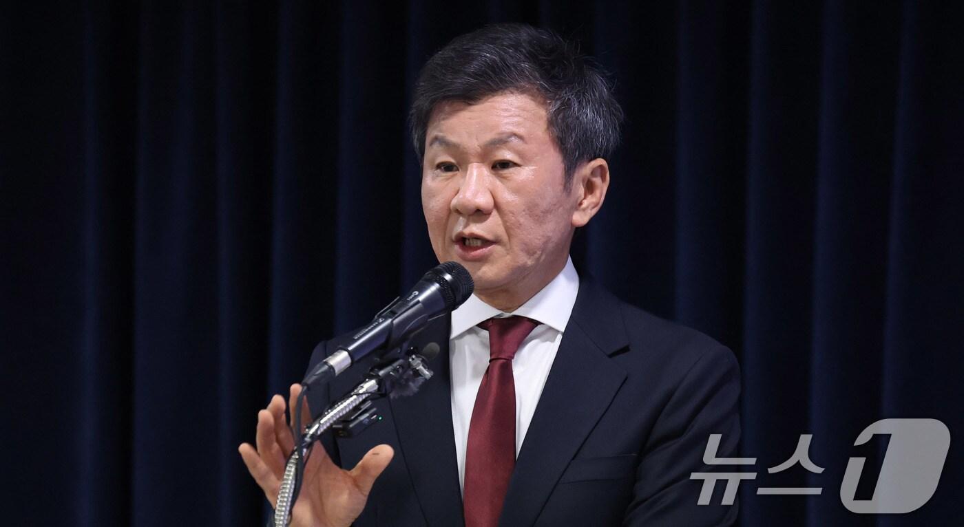 4선에 도전하는 정몽규 대한축구협회장이 26일 서울 종로구 축구회관에서 후보 공약을 발표하고 있다. 2024.12.26/뉴스1 ⓒ News1 박지혜 기자