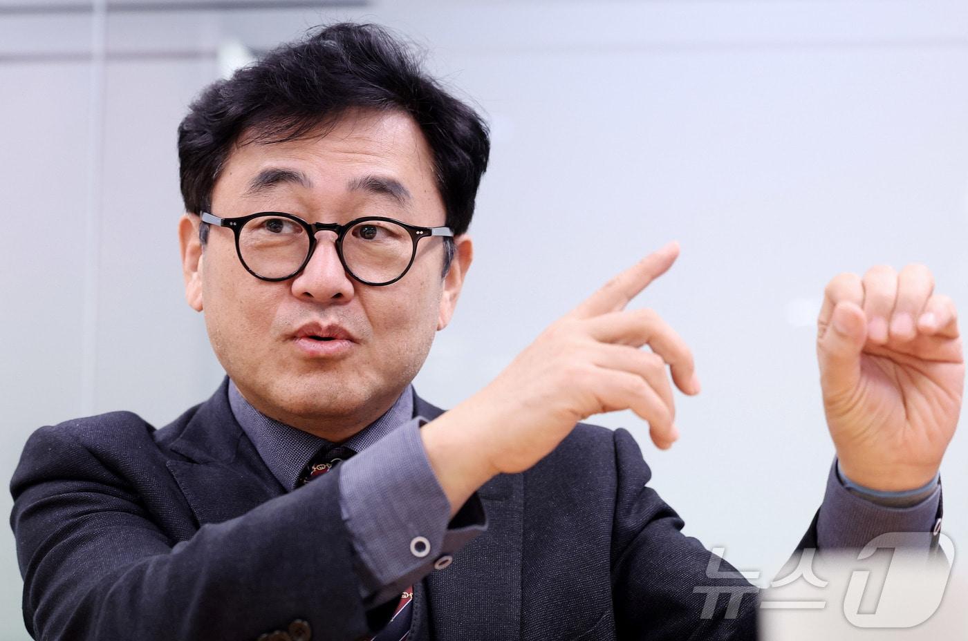 구태언 법무법인 린 TMT 그룹 총괄 변호사&#40;코리아스타트업포럼 부의장&#41;가 26일 서울 종로구 뉴스1 본사에서 인터뷰를 갖고 있다. 2024.12.26/뉴스1 ⓒ News1 박지혜 기자