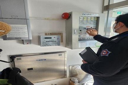 본문 이미지 - 화재 예방 집중 진단. (경기도소방재난본부 제공) 2024.12.26/뉴스1