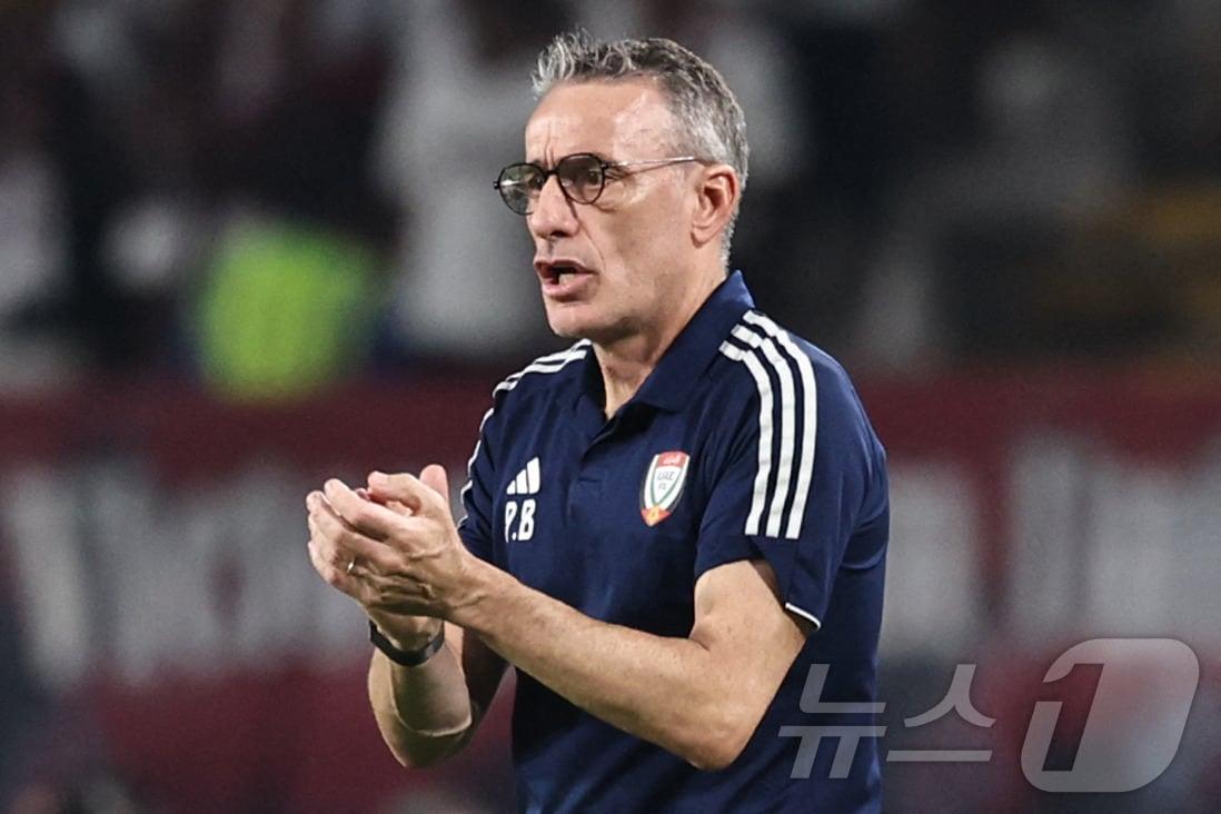 본문 이미지 - 파울루 벤투 UAE 축구대표팀 감독. ⓒ AFP=뉴스1