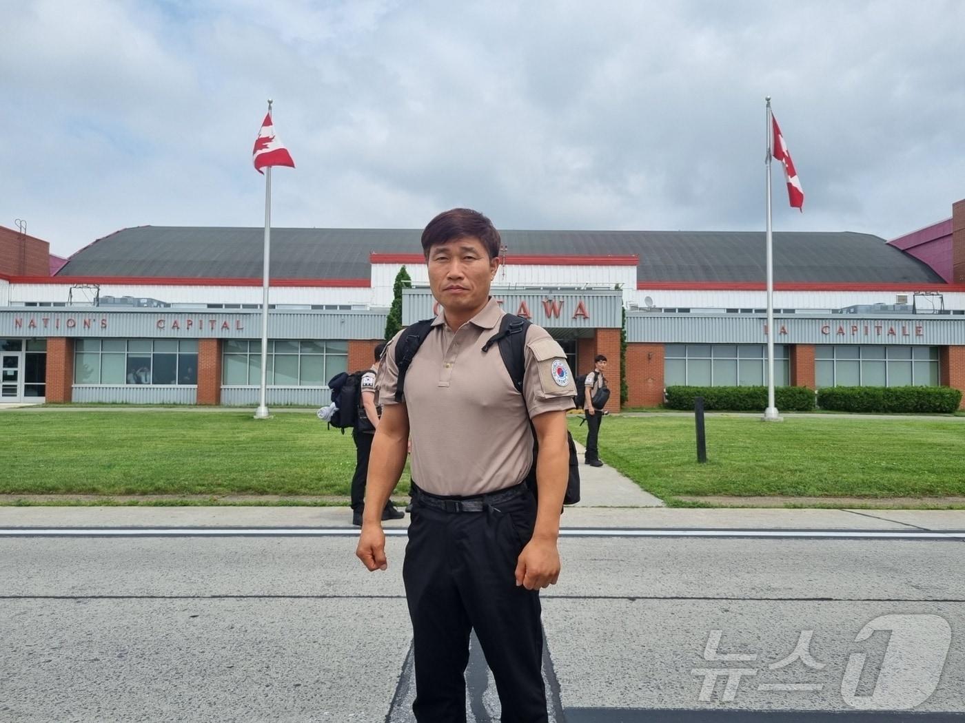 본문 이미지 - 최범묵 산림청 공중진화대 주무관(산림청 제공)/뉴스1