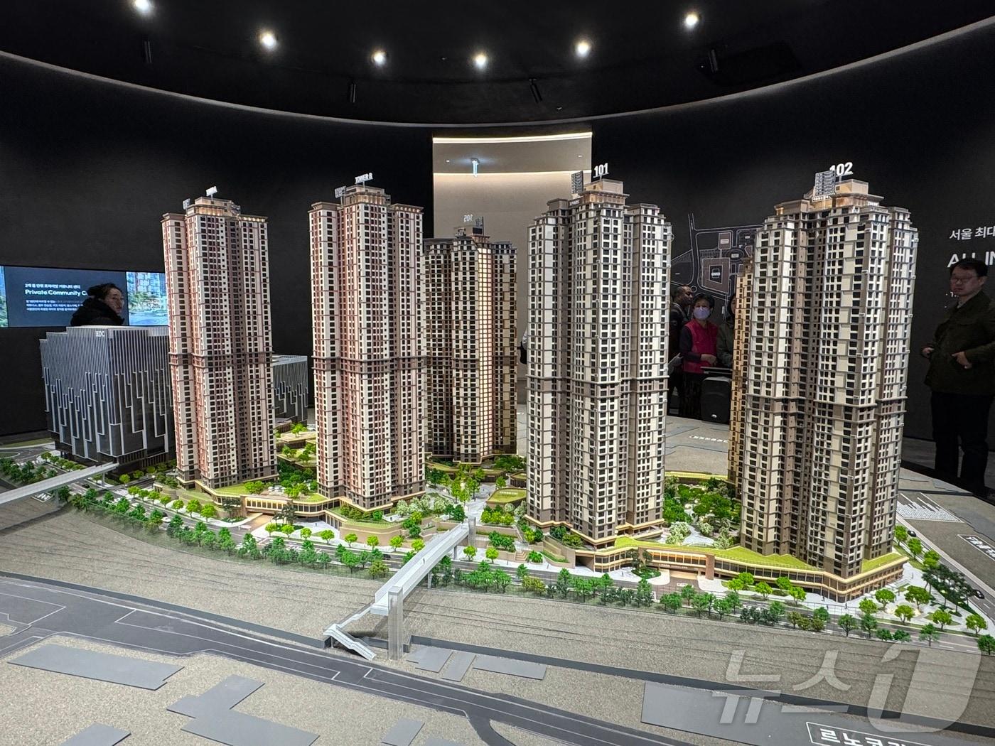 본문 이미지 - 서울원 아이파크 견본주택.ⓒ News1 한지명 기자