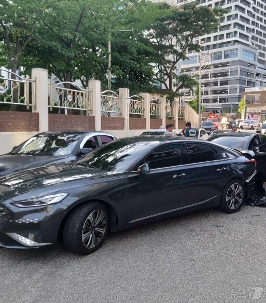 본문 이미지 - 강원 속초 동명동 교통사고 현장.(뉴스1 DB)