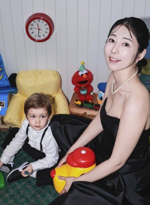 본문 이미지 - 방송인 사유리 인스타그램