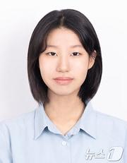 본문 이미지 - 2025학년도 대학수학능력시험에서 광주 수석을 차지한 설월여고 윤소윤양.(설월여고 제공)2024.12.6./뉴스1