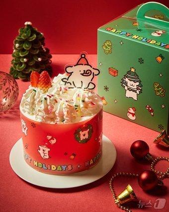 본문 이미지 - 신세계푸드의 '몰티즈 앤 리트리버' 컬래버레이션 크리스마스 케이크(신세계푸드 제공)
