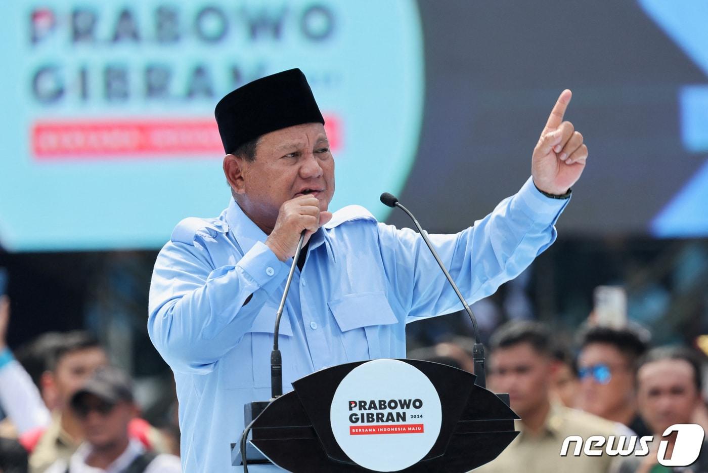 본문 이미지 - 대선 후보로 출마한 프라보워 수비안토 인도네시아 국방장관. 2024.2.10. ⓒ 로이터=뉴스1 ⓒ News1 김성식 기자