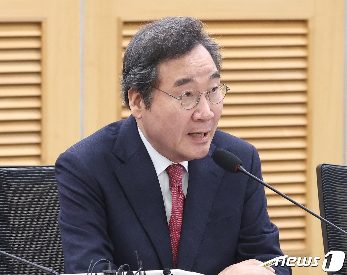 본문 이미지 - 이낙연 개혁신당 공동대표가 13일 서울 여의도 국회 의원회관에서 열린 개혁신당 최고위원회의에서 발언을 하고 있다. 2024.2.13/뉴스1 ⓒ News1 송원영 기자