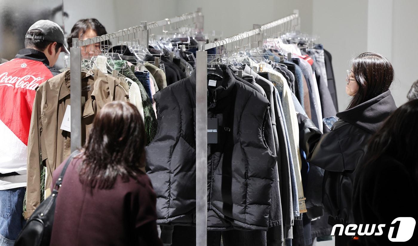 본문 이미지 -  패션 플랫폼 무신사의 시즌 프리뷰. 2024.2.15 ⓒ 뉴스1 박지혜 기자