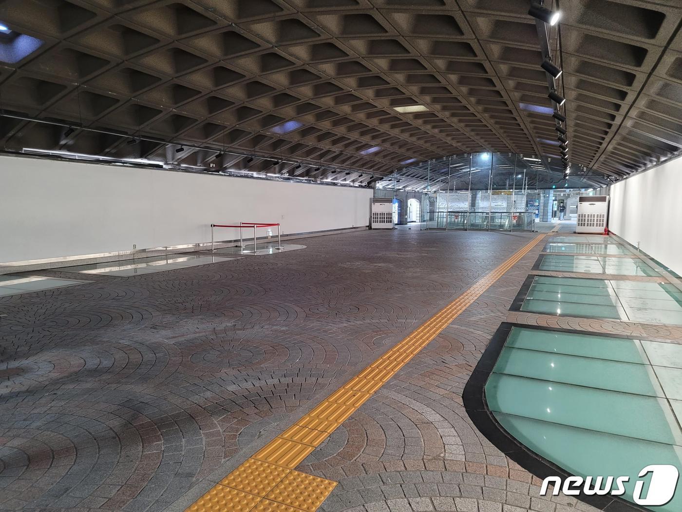 본문 이미지 - 경복궁역 내부 사진.(서울교통공사 제공)