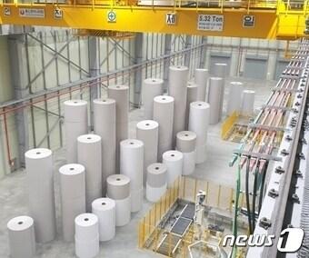 본문 이미지 - 깨끗한나라 밀롤창고 내부&#40;깨끗한나라 제공&#41; ⓒ 뉴스1 