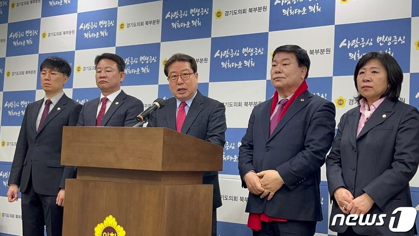 본문 이미지 - 경기 남양주병 국민의힘 조광한 후보는 22일 오전 경기도청 북부청사 '경기도의회 북부분원'에서 기자회견을 열고 김 지사를 비판했다.