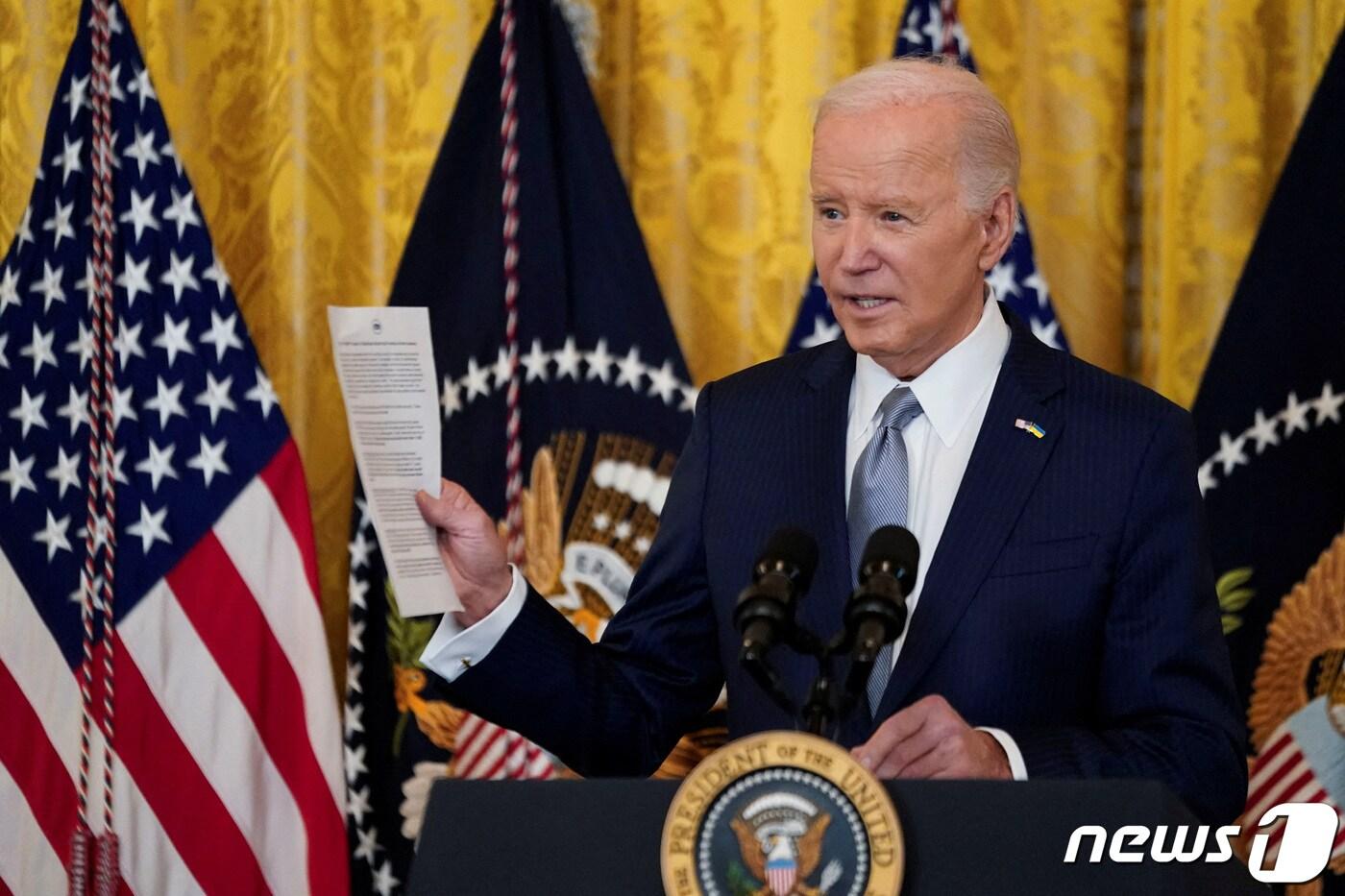 본문 이미지 - 23일(현지시간) 미국 워싱턴 백악관 이스트룸에서 조 바이든 미국 대통령이 연설하고 있다. 2024.02.23/ ⓒ 로이터=뉴스1 ⓒ News1 권진영 기자