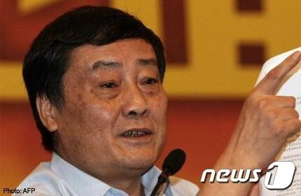 본문 이미지 - 중국 음료업체인 와하하그룹의 창업자로 한때 중국 최고 부자 자리에 오르기도 했던 종칭허우 회장이 24일 별세했다. 향년 79세. 2024.02.24 ⓒ AFP=뉴스1