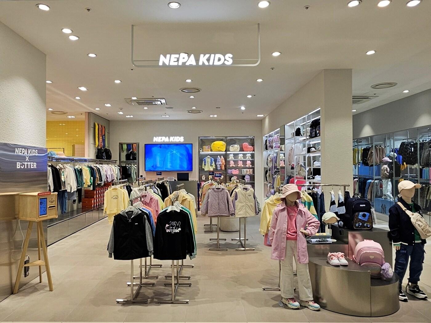 본문 이미지 - 롯데프리미엄아울렛 파주점 네파키즈 매장 전경(롯데쇼핑 제공)