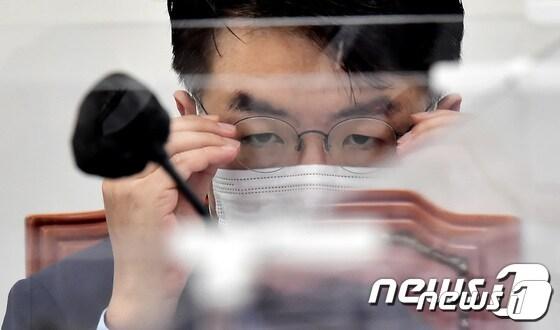 본문 이미지 -  윤성원 전 국토교통부 1차관. 2021.7.20/뉴스1 ⓒ News1 구윤성 기자