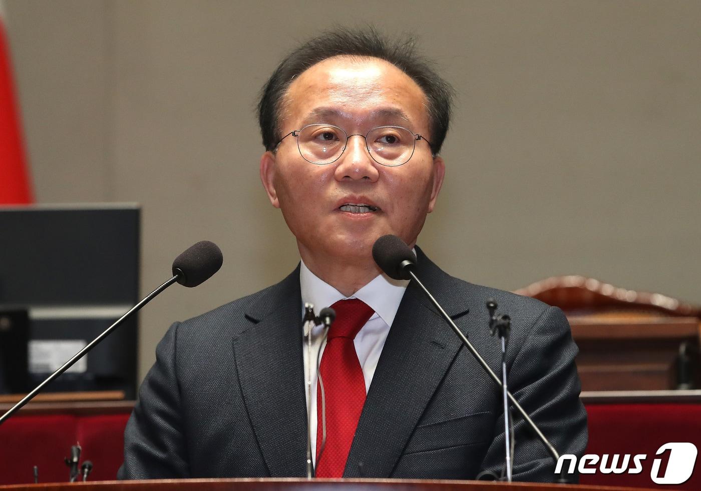 본문 이미지 - 윤재옥 국민의힘 원내대표가 28일 오후 서울 여의도 국회에서 열린 의원총회에서 발언을 하고 있다. 2024.2.28/뉴스1 ⓒ News1 임세영 기자