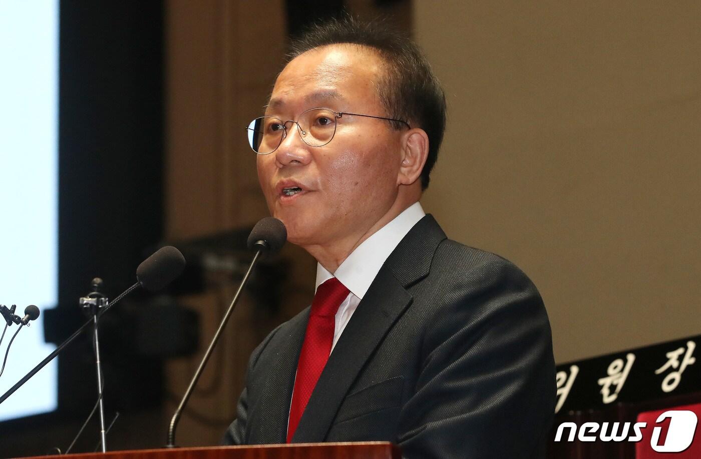 본문 이미지 - 윤재옥 국민의힘 원내대표가 28일 오후 서울 여의도 국회에서 열린 의원총회에서 발언을 하고 있다. 2024.2.28/뉴스1 ⓒ News1 임세영 기자