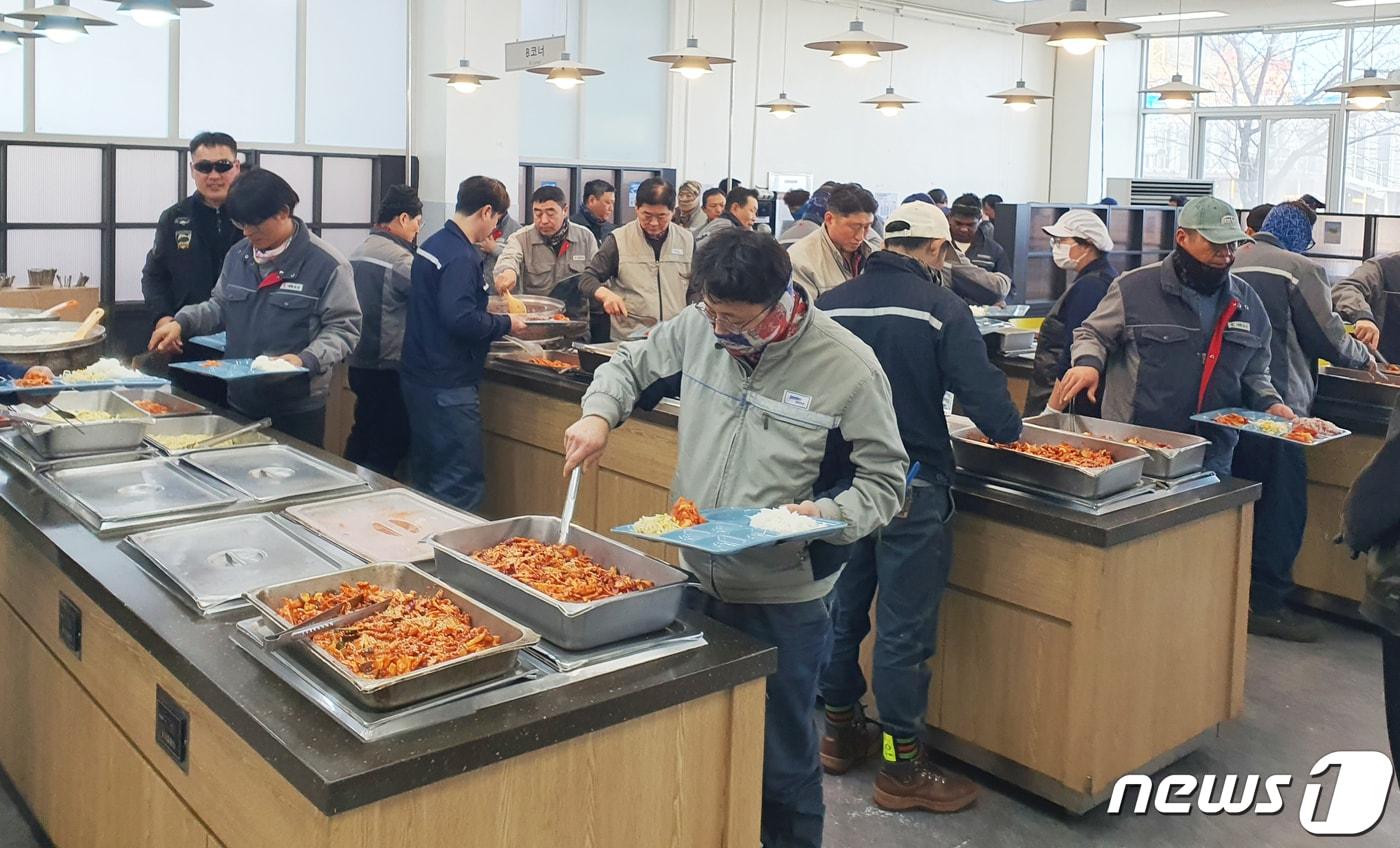 대한조선 구내식당 (해남군 제공)/뉴스1 ⓒ News1 김태성 기자