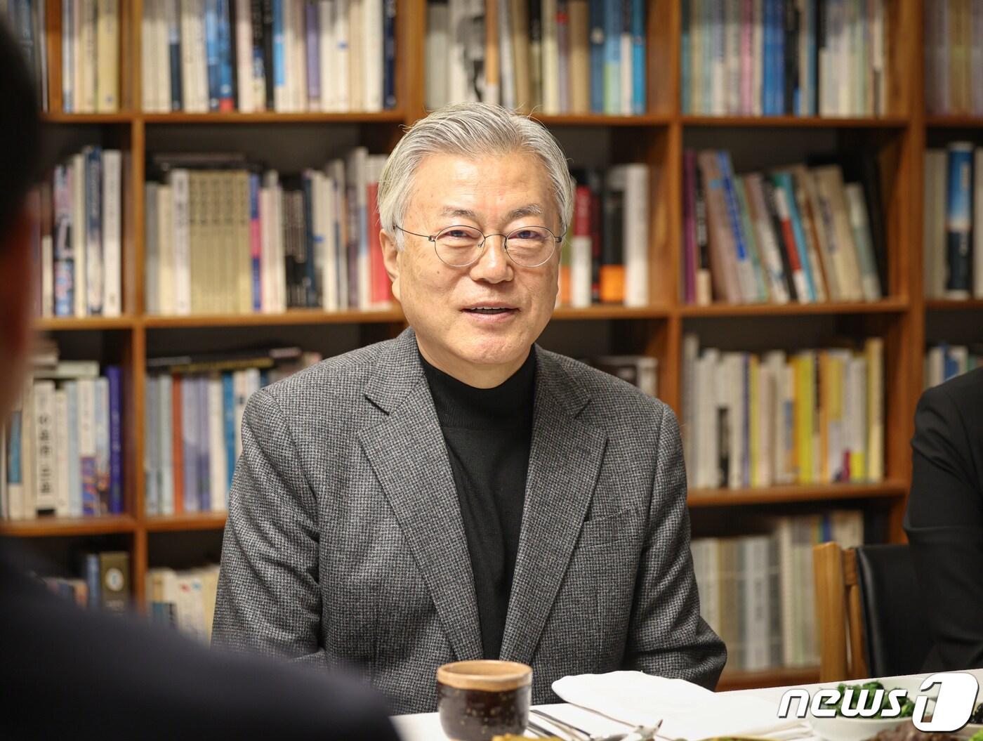 본문 이미지 - 문재인 전 대통령 (더불어민주당 제공) 2024.2.4/뉴스1