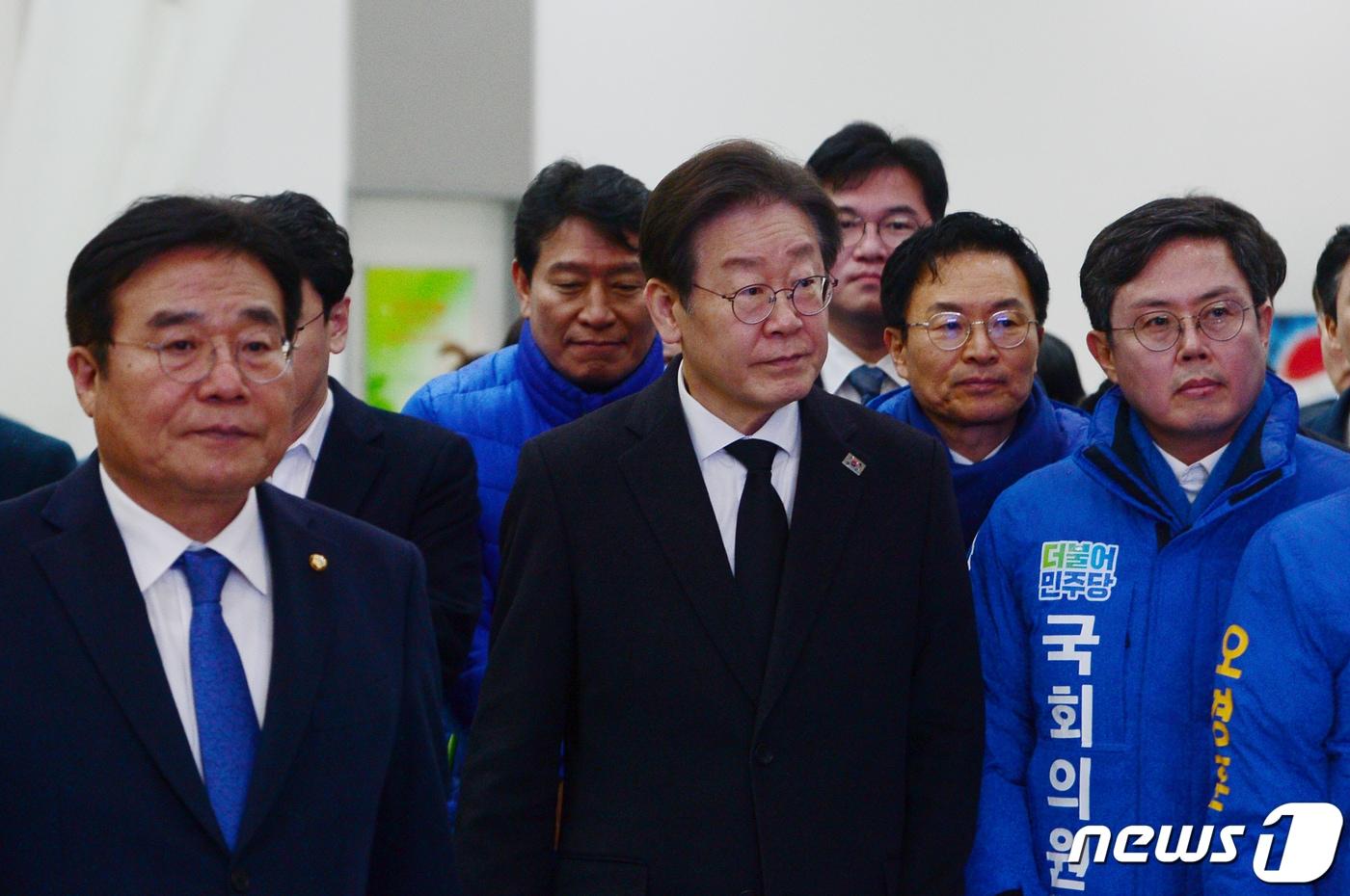 이재명 더불어민주당 대표가 5일 광주 서구 치평동 김대중컨벤션센터에서 열린 광주 현장 최고위원회의에 참석하고 있다. 2024.2.5/뉴스1 ⓒ News1 이승현 기자