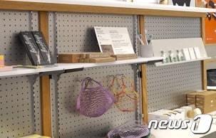 본문 이미지 - DDP디자인스토어에서 입점·판매되는 상품들. (서울시 제공)ⓒ 뉴스1