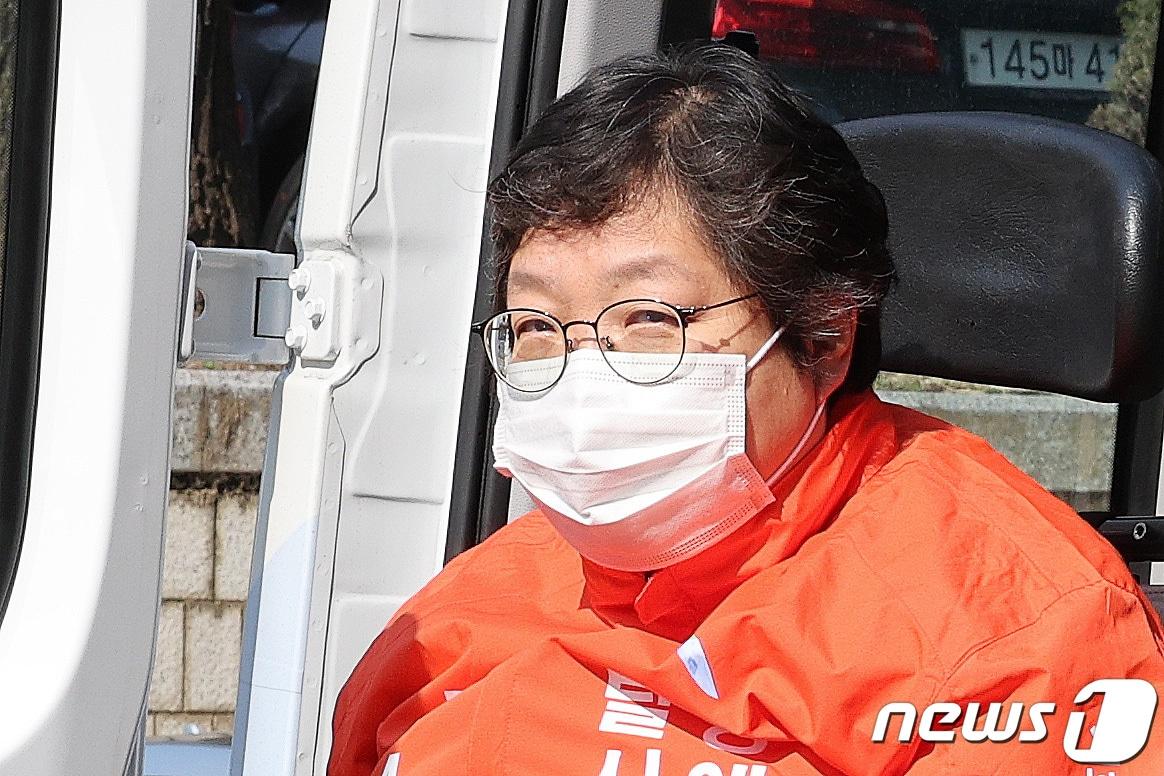 본문 이미지 - 전국장애인차별철폐연대(전장연) 활동가인 이형숙 서울장애인차별철폐연대 공동대표ⓒ 뉴스1 신웅수 기자