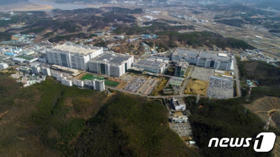 본문 이미지 - LG디스플레이 파주공장 전경.