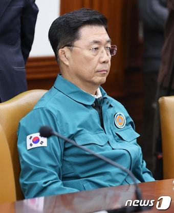 본문 이미지 - 홍장원 국정원 1차장이 14일 서울 종로구 정부서울청사에서 열린 국가테러대책위원회 회의에 참석해 있다. 2024.3.14/뉴스1 ⓒ News1 허경 기자