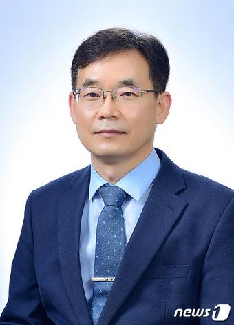 본문 이미지 - 전영근 전 부산광역시교육청 교육국장