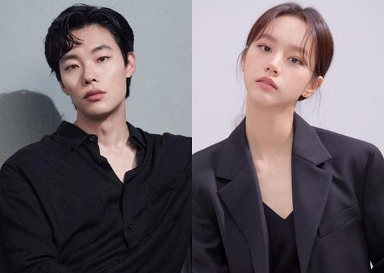 본문 이미지 - 류준열(왼쪽, 씨제스 스튜디오), 혜리(크리에이티브그룹아이엔지)